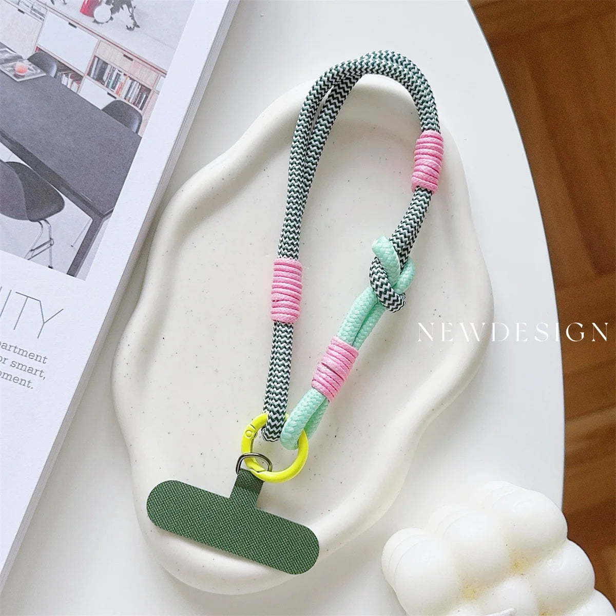 Phone Lanyard Wrist Strap Phone Connection Piece Universal Phone Accessories Anti-Slip and Anti-Fall Portable Pendant